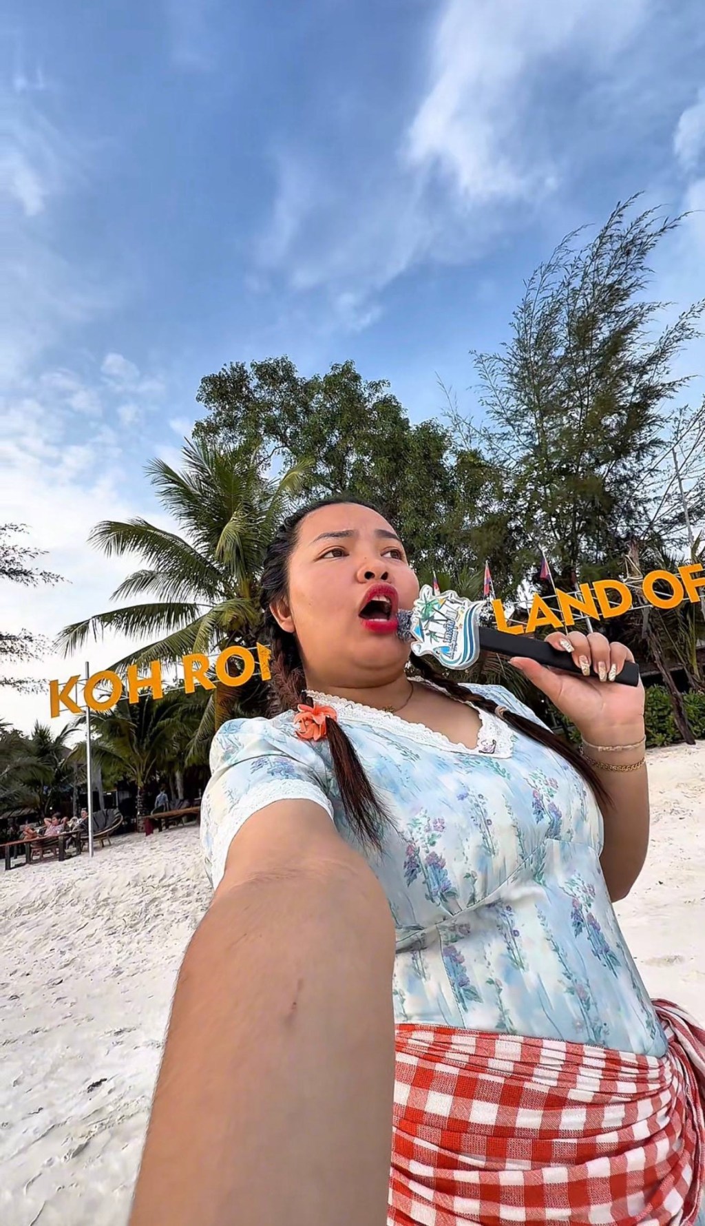 សង្រ្កាន្តយូរដល់ហេីយ I cannot wait the Sangkran #សង្រ្កាន្ត #sangkran #happykhmernewyear #kohrong&nbsp;#island