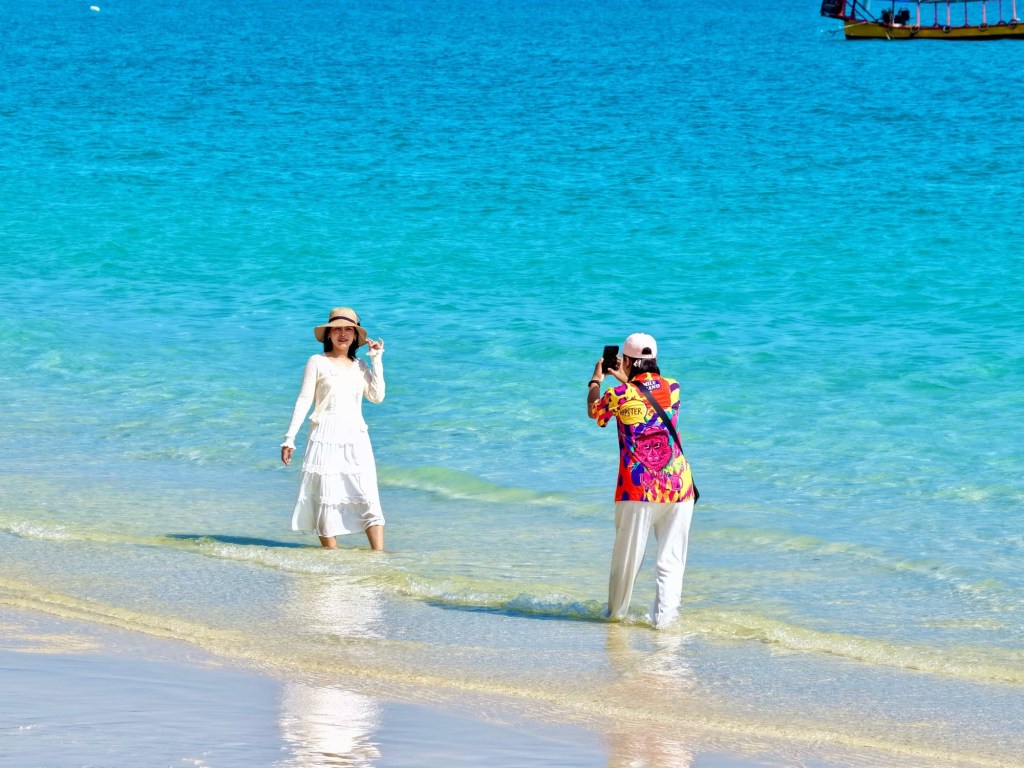 សម្រស់កោះរ៉ុងនាខែមិនាឆ្នាំ២០២៦ Koh Rong’s Atmosphere on March 2026 #atmosphere #kohrong #island #beach&nbsp;#paradise