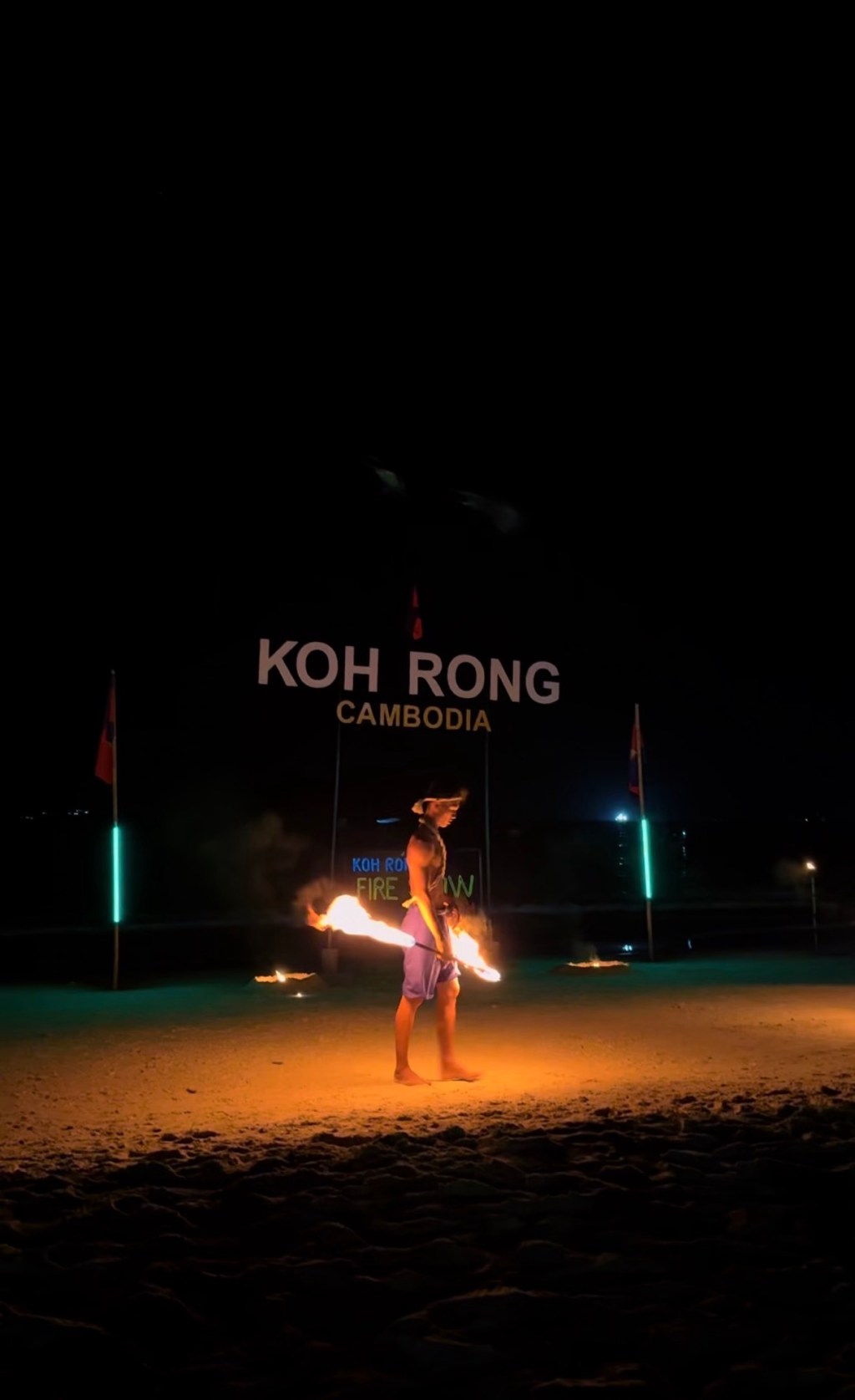 Every Friday, Fire Show is the best of the best in Koh Rong Island #friday #fireshow #kohrong #onederzkohrong&nbsp;#island